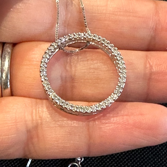 Diamond Circle Pendant in Sterling Silver - Picture 7 of 12